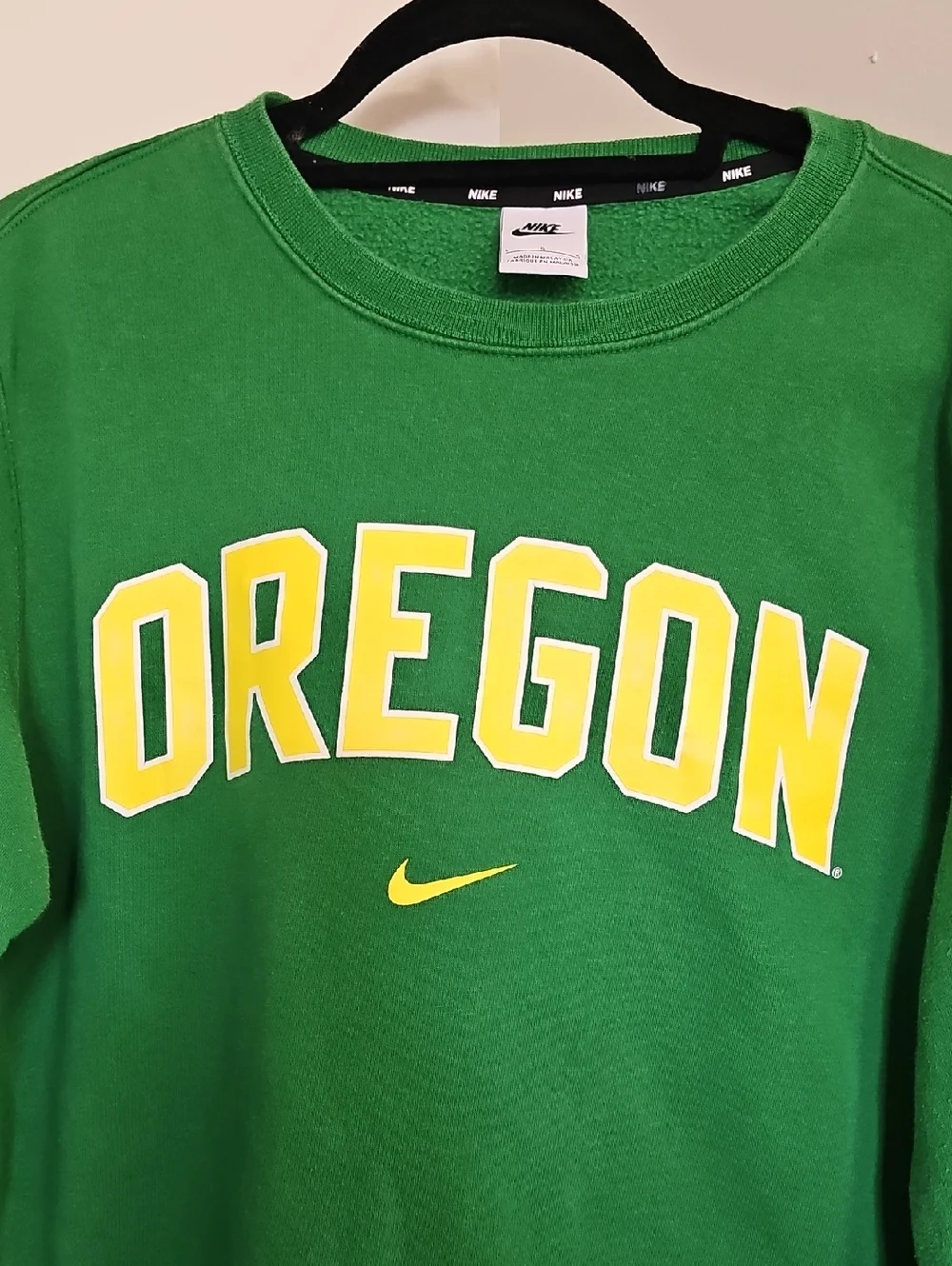Nike Oregon Ducks Crewneck Sweatshirt Green/Yellow Large